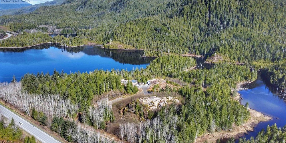 DL 972 HWY 16 Port Edward Photo 33 DL 972 HWY 16 Port Edward Photo 33